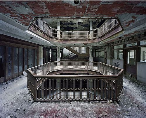 Atrium, Farwell Building 