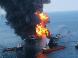 Eksplozja na platformie Deepwater Horizon
