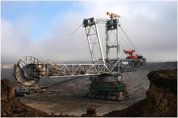 Wydobycie węgla w kopalni Bełchatów Wydobycie węgla w kopalni Bełchatów